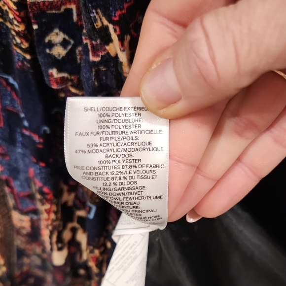 Express Black Puffer Jacket with Fur Trim - Picture 16 of 16